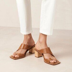 ALOHAS Josie Toe Ring Sandals Size 35 5 Block Heel Brown Leather NEW